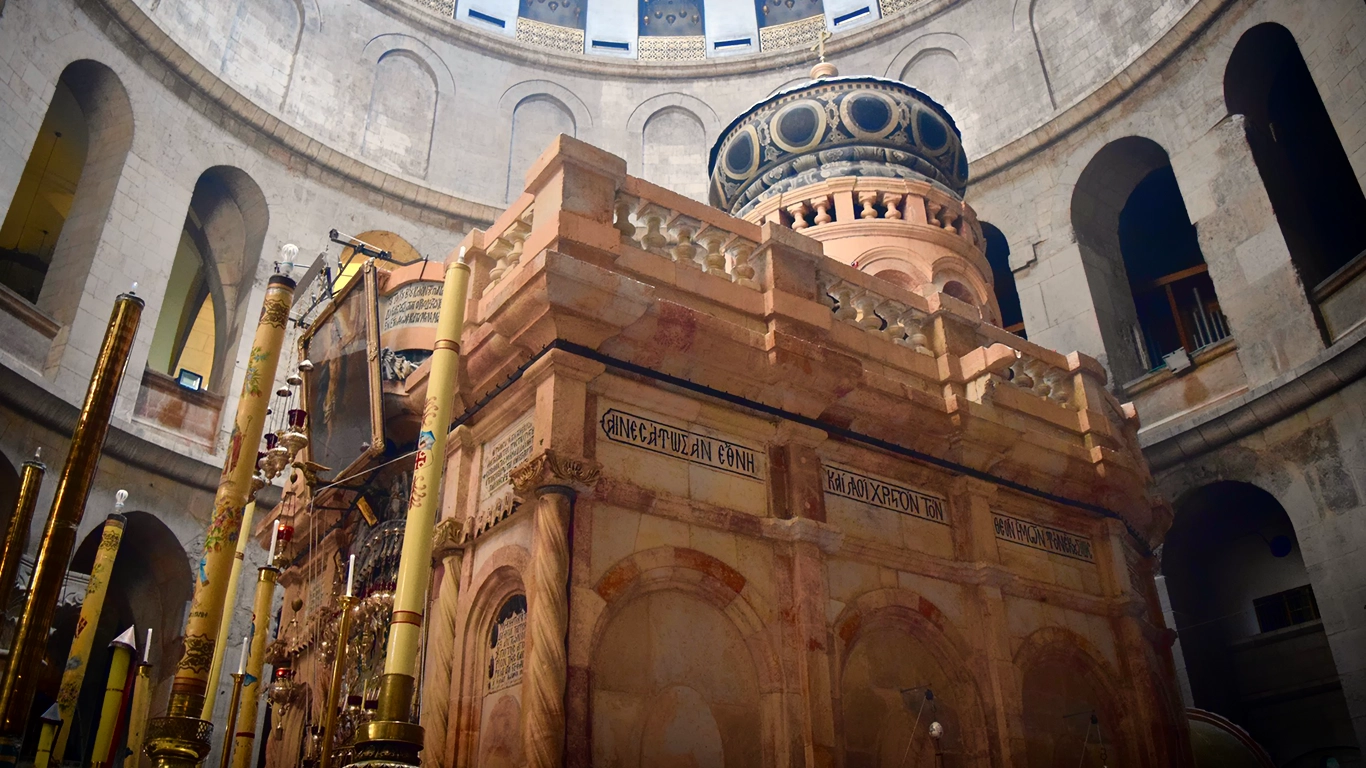 STATION 14 Jesus is Laid in the Tomb STATION 14 Jesus is Laid in the Tomb